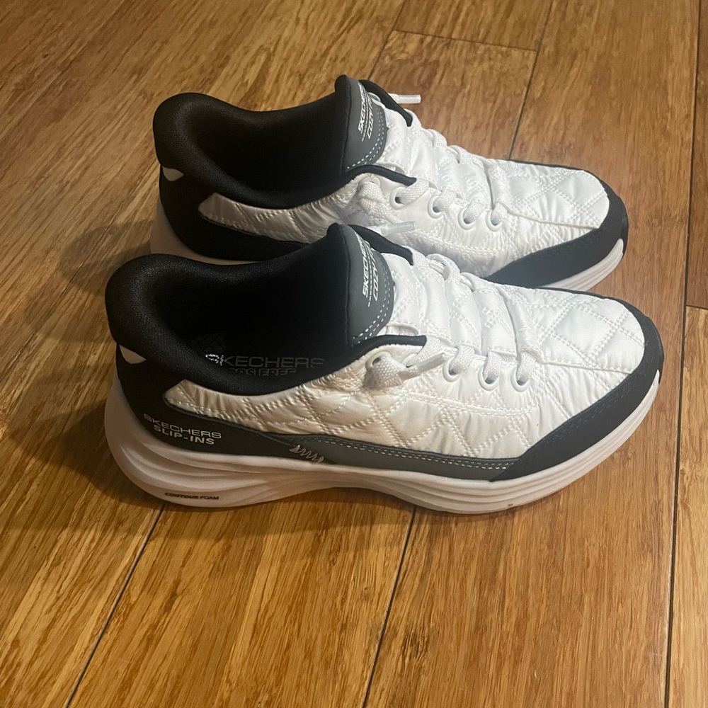 Skechers Kid’s Quilted White and Black Sneakers